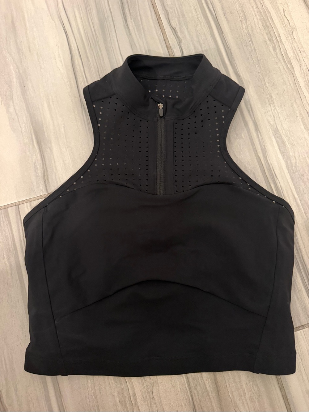 Lululemon Unleash Strength Bra Quarter-Zip - Black - Size 4